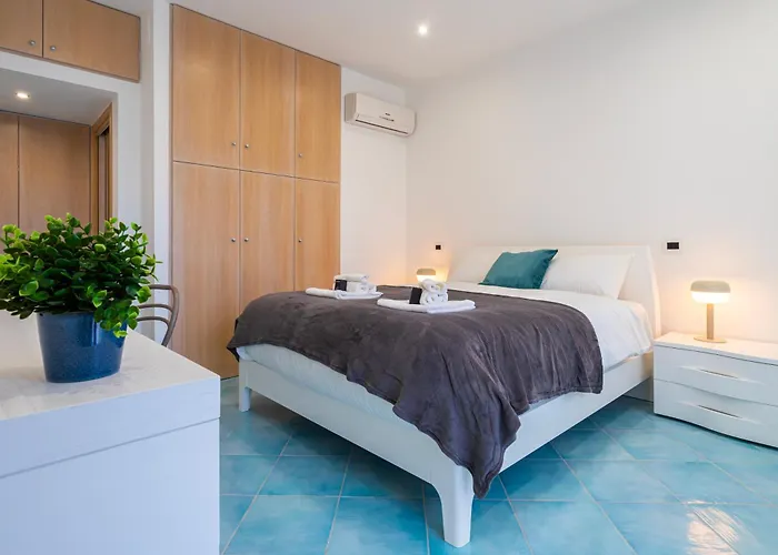 Domus Blu Aurelia *